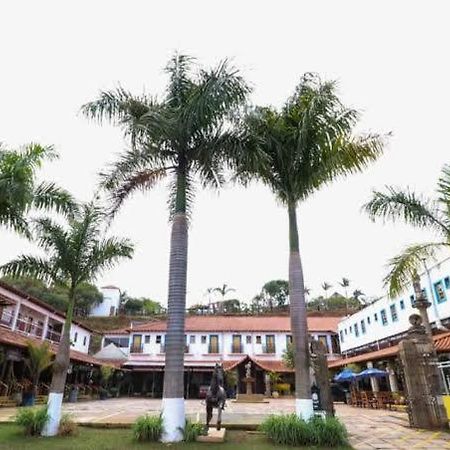 Pousada Santo Antonio 400M Da Maria Fumaca Segundo Andar Hotell Tiradentes Eksteriør bilde